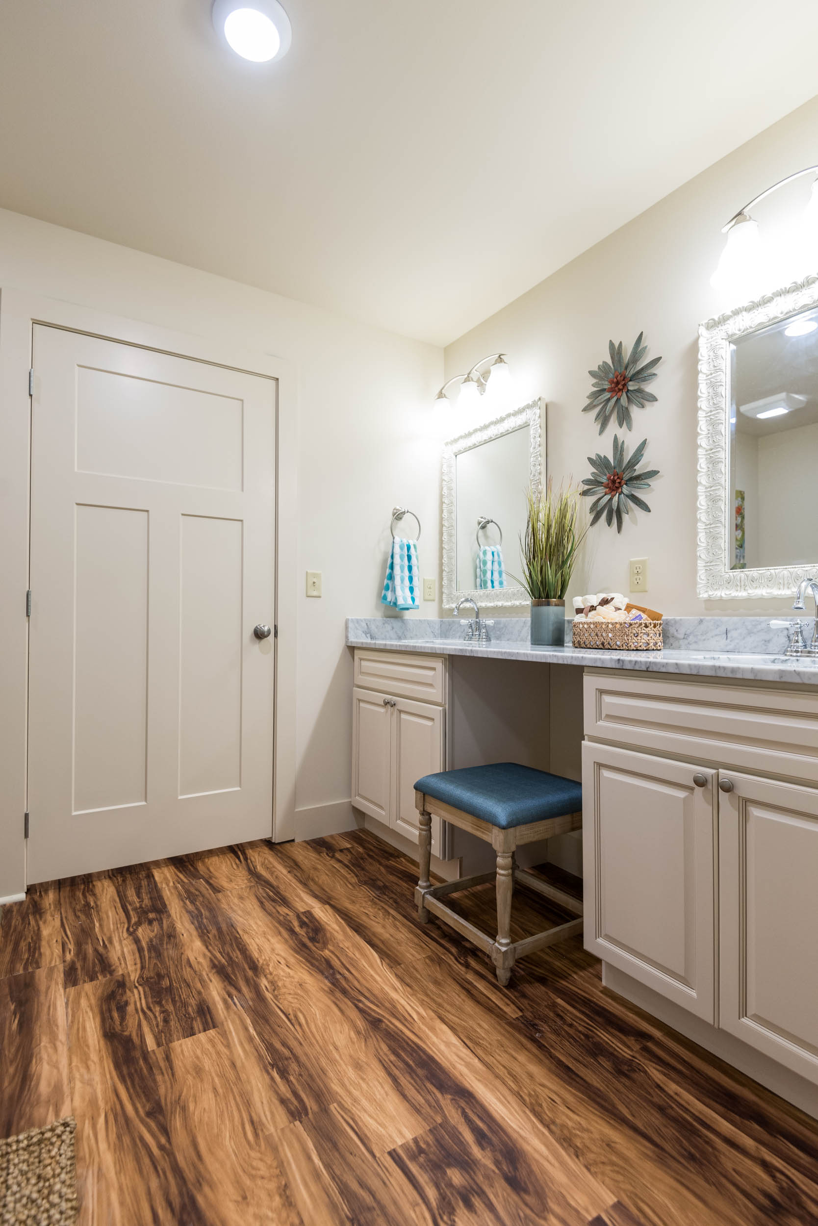 Copper Springs Townhomes Springfield Vanity